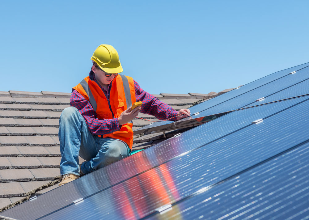 Il tuo impianto fotovoltaico con il 40% a fondo perduto  Risparmia subito, investi nel futuro